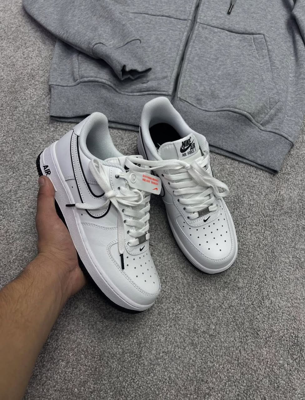 Nike Air Force 1 Low — White/Black Outline