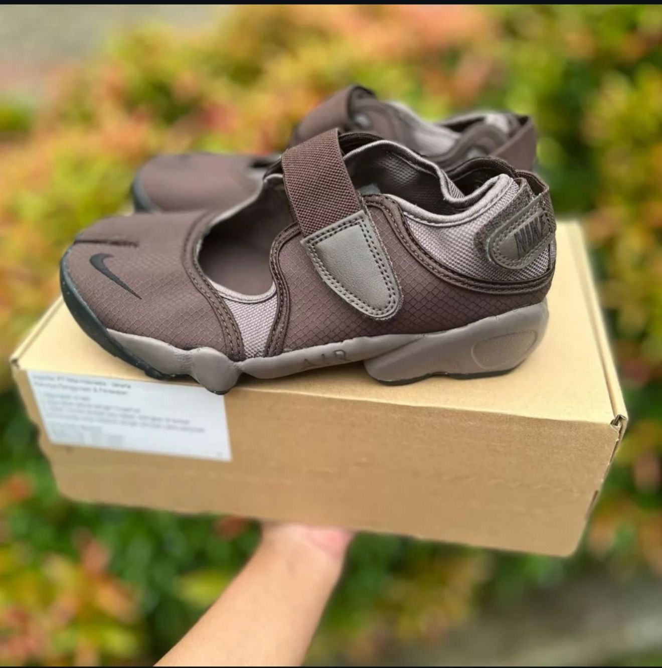 Nike Air Rift — Brown