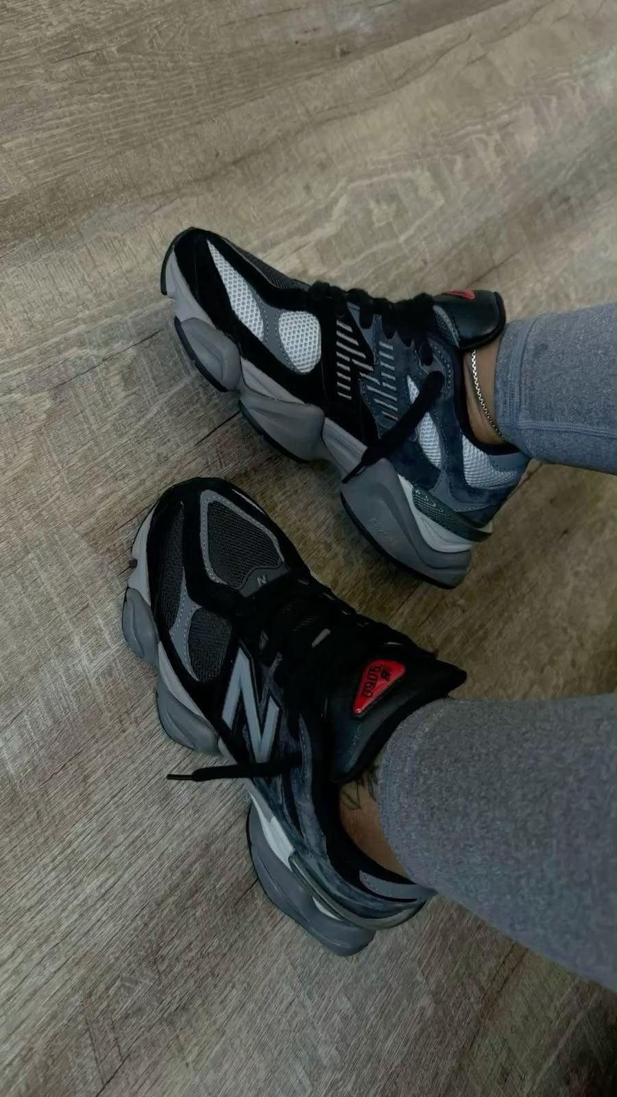 New Balance 9060 Black Silver