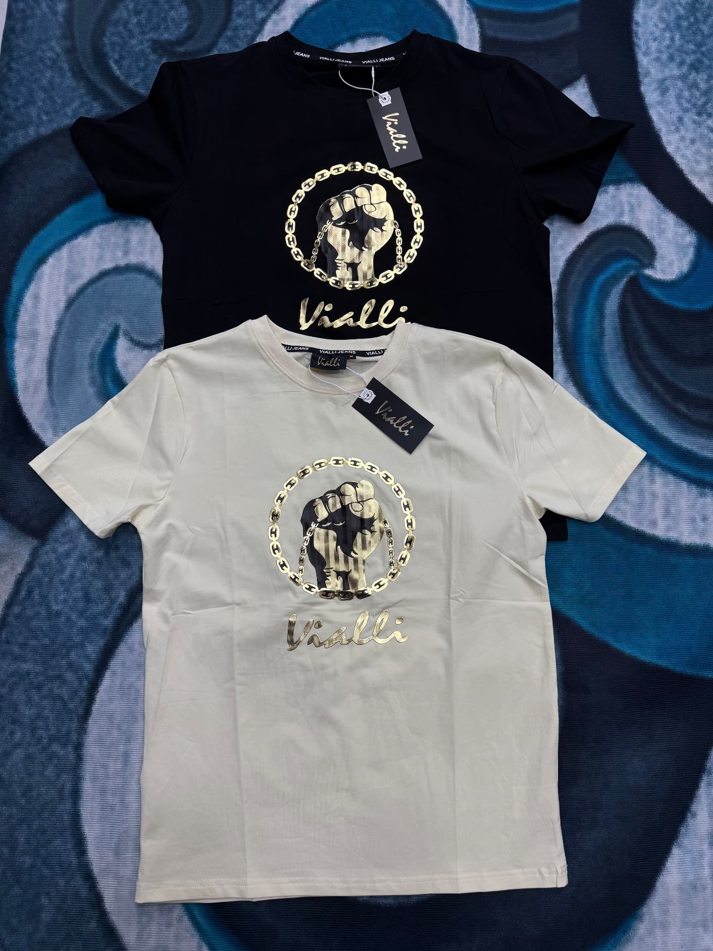 Vialli Gold Fist Chain Tee