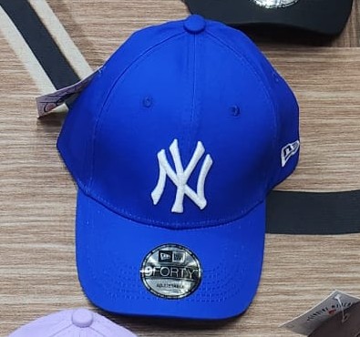 New Era NY Yankees 9FORTY Cap — Royal Blue/White