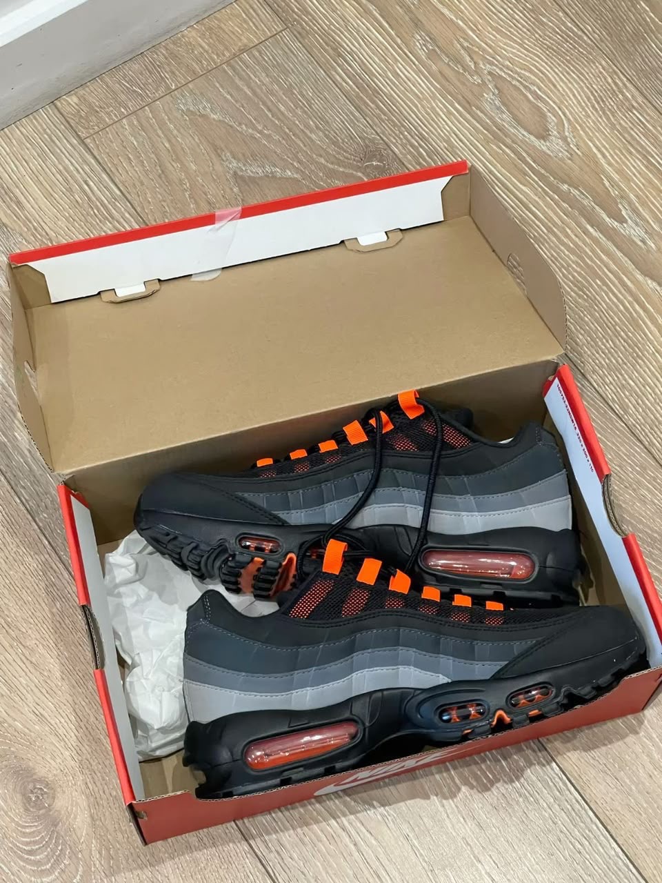 Nike Air Max 95 Black Total Orange