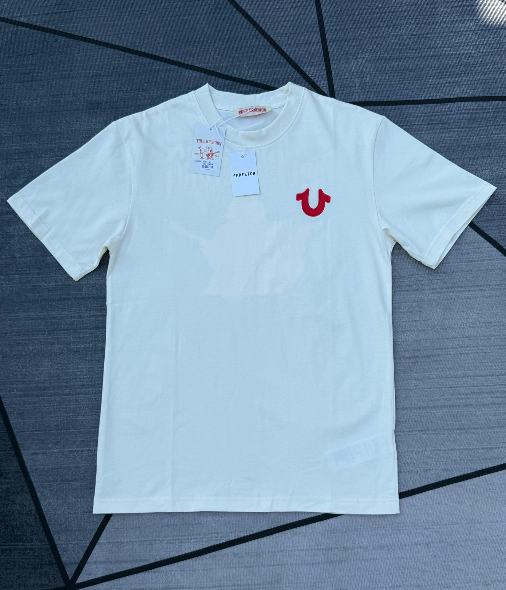 True Religion Horseshoe Tee — Cream
