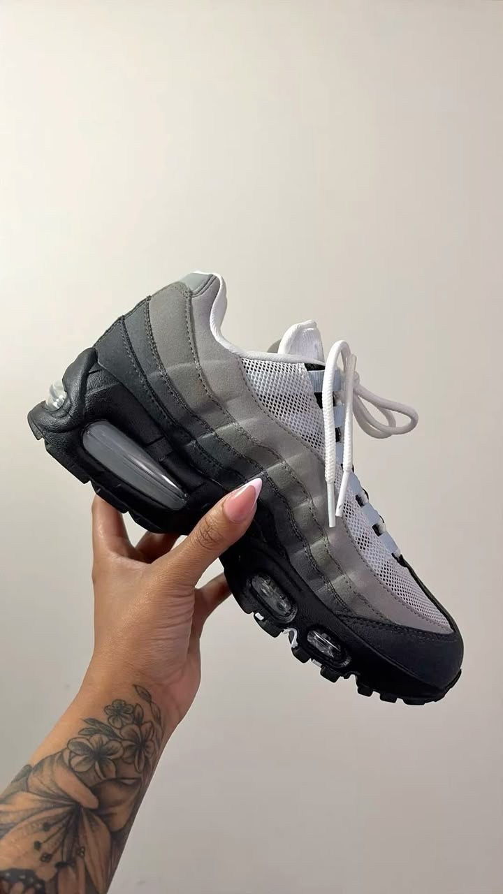 Nike Air Max 95 Greyscale Fade