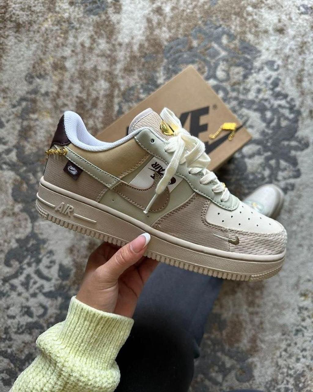 Nike Air Force 1 Low — Sand Corduroy